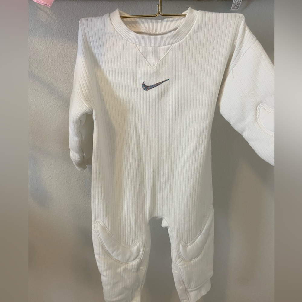 Nike brand White Knit Sport Suit - size 12mo